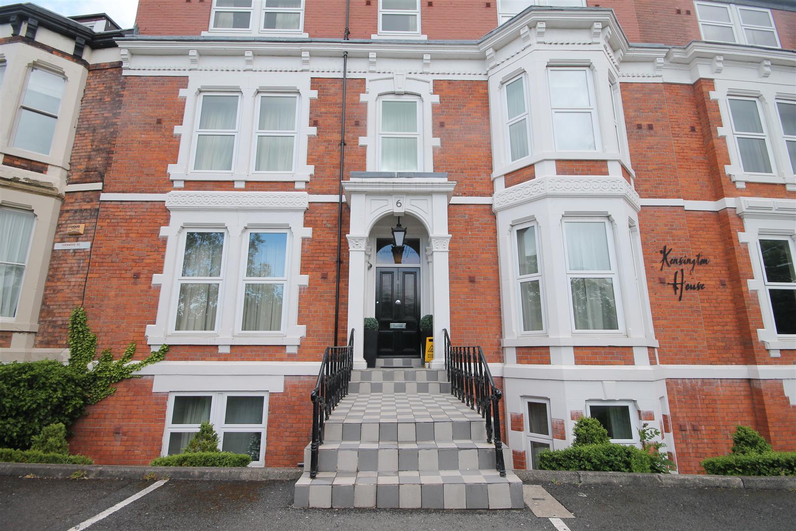 6 Osborne Road Newcastle Upon Tyne, 2 Bedrooms Flat ,To Let